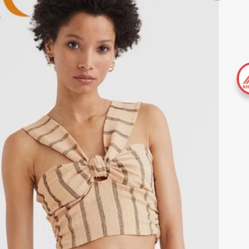 Excellent condition H&M knot detail crinkled Striped Beige & Black Top, Size M